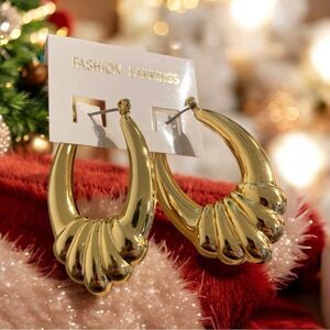NWT Fashion‎ Earrings Textured Oval Hoop Earrings - Gold tone